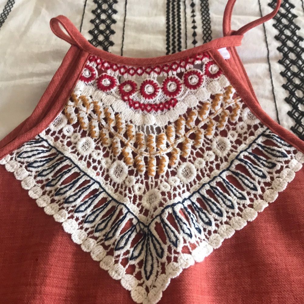 Halter Top - Picture 2 of 5